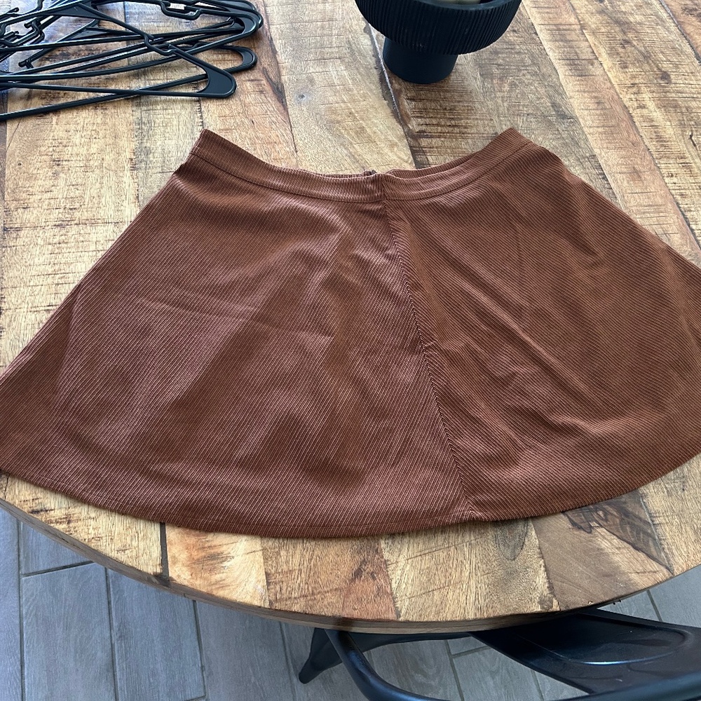 Brown skirt